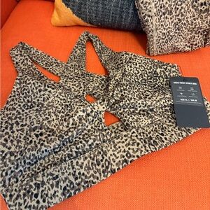 Oasis fabletics day XL Leopard Print Women's Sports Bra